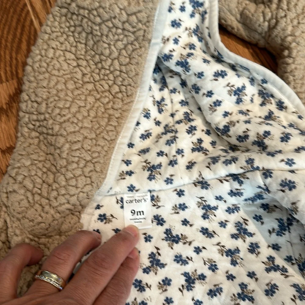 Fleece jacket - Picture 2 of 2